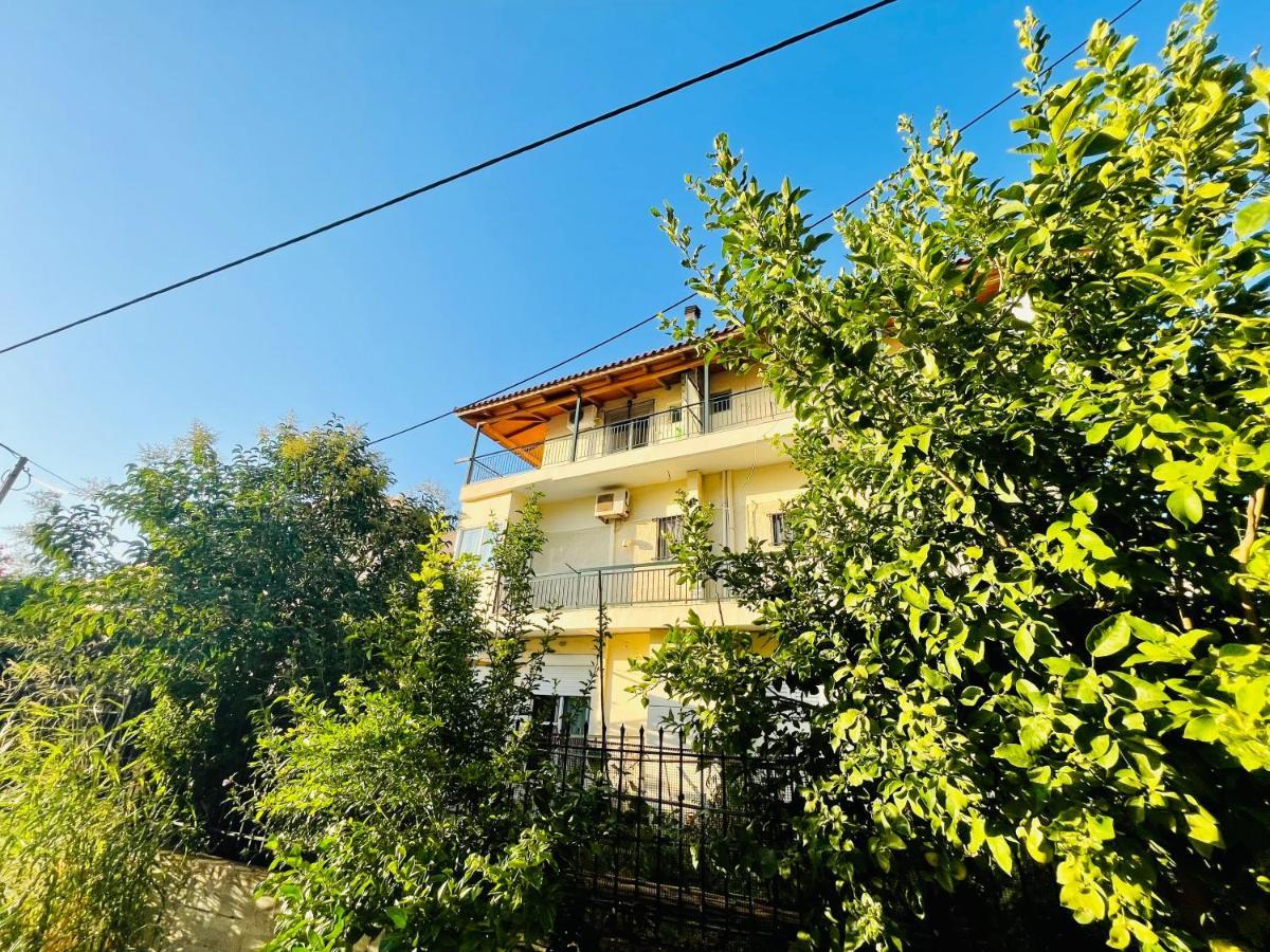 Teo'S 2 Persons Studio Deluxe Patras Ngoại thất bức ảnh